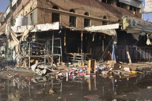 صعدة آثار القصف على المجمع المالي والمركز الثقافي18