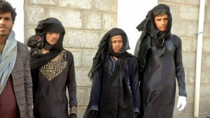 القبض على خلية ارهابية تتنكر بملابس نسائية في طرقها من مأرب الى صنعاء  (2)