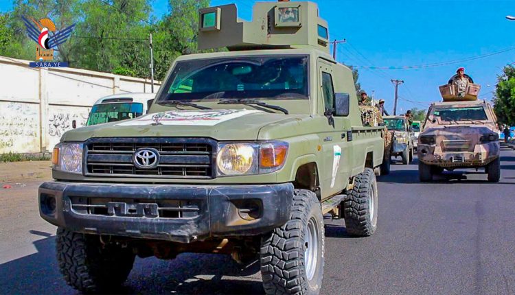 عرض عسكري الثورة8