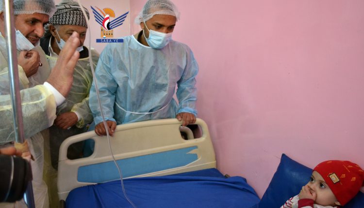 وزير الصحة يتفقد أحوال الأطفاللمركز اللوكيميا بمستشفى الكويت5